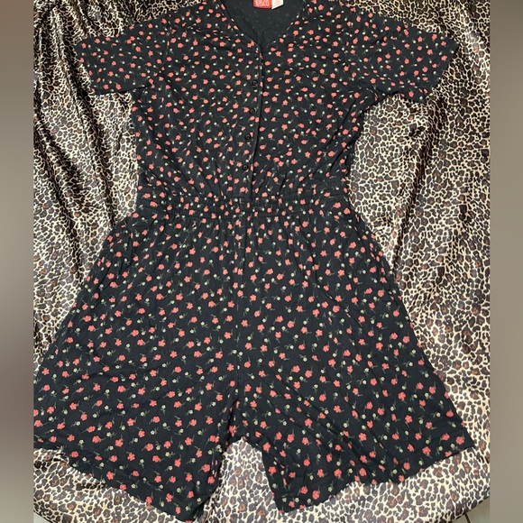 Vintage Liz & Co. Romper - Picture 16 of 16